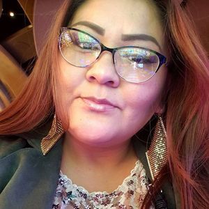 Meet your Posher, Carrie